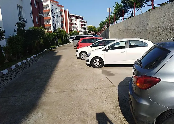 公寓 Noks 1st Line